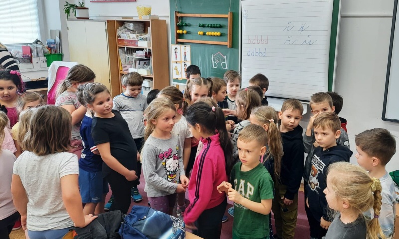 a33167f7-07b3-4a4f-bc28-d1032098e330